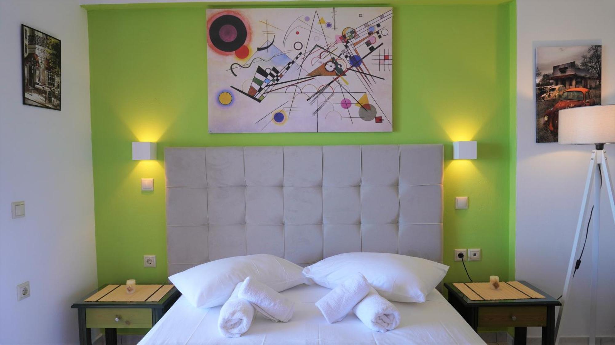 Seafront Spirit Suites Закинтос Екстериор снимка