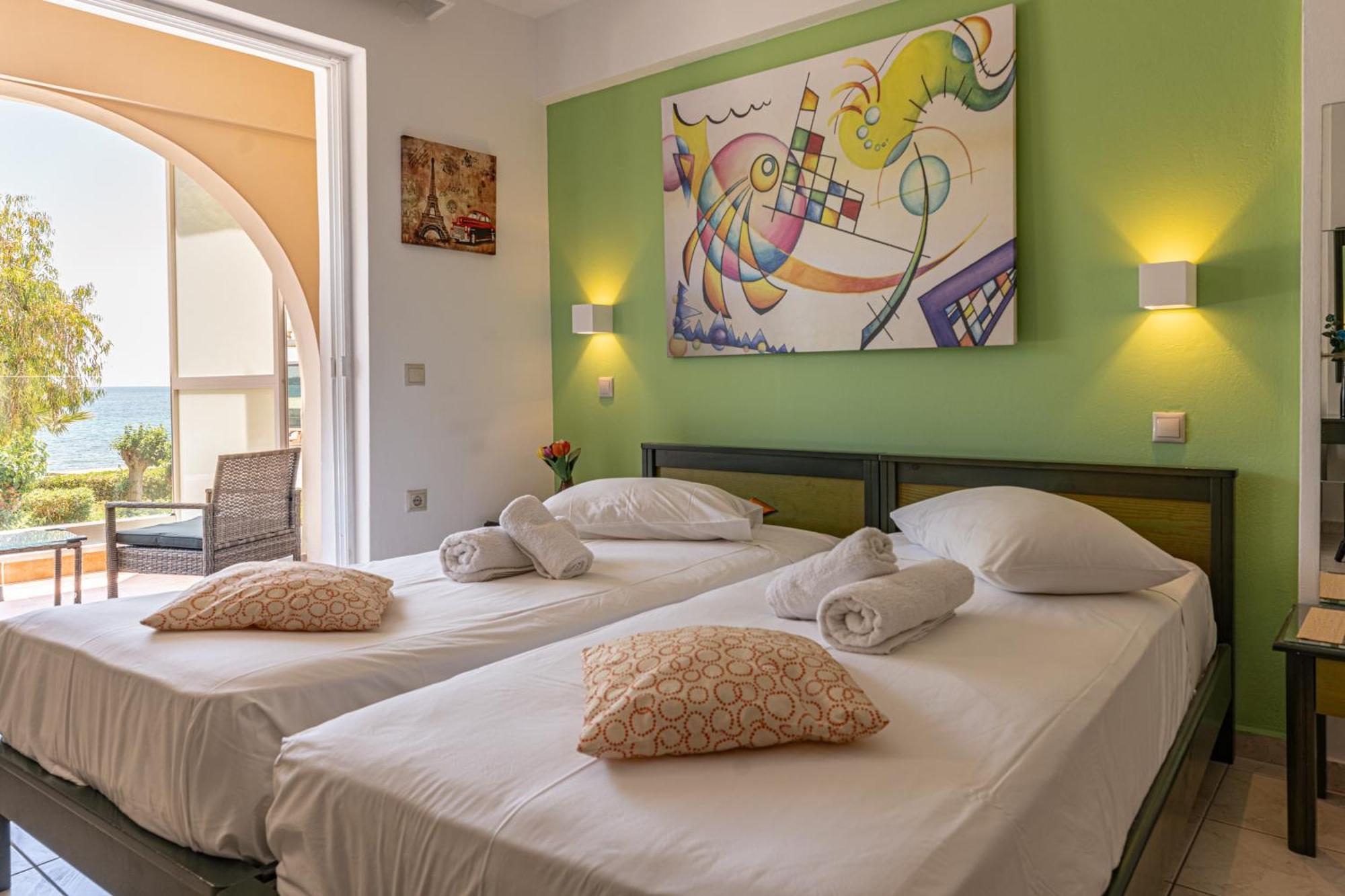 Seafront Spirit Suites Закинтос Екстериор снимка