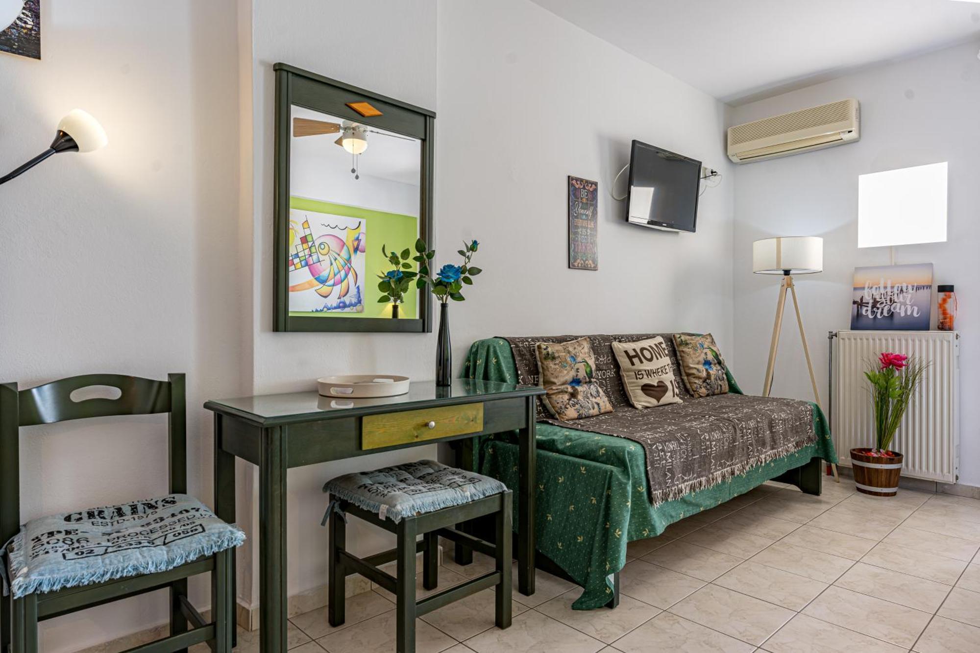 Seafront Spirit Suites Закинтос Стая снимка