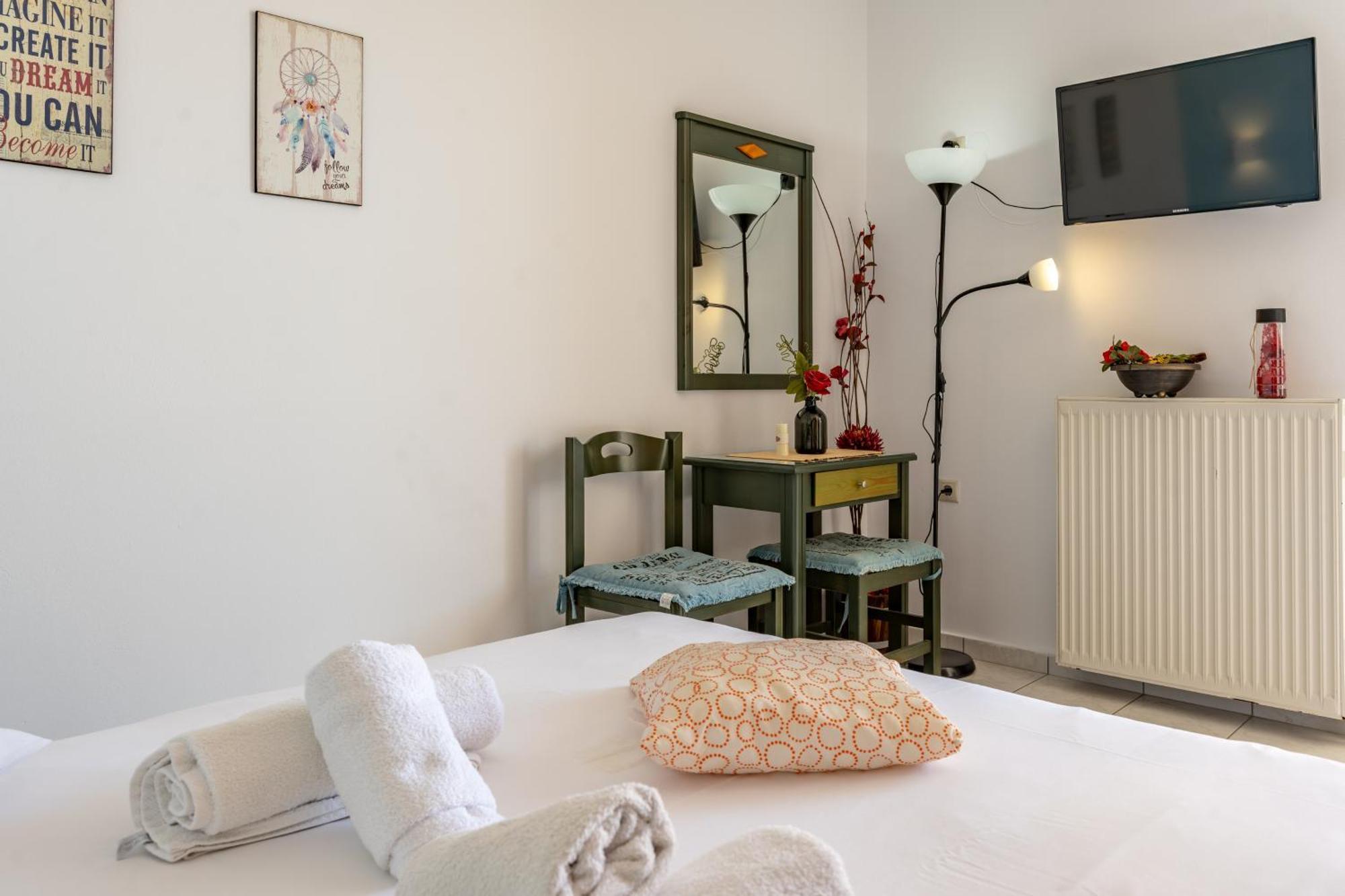 Seafront Spirit Suites Закинтос Стая снимка