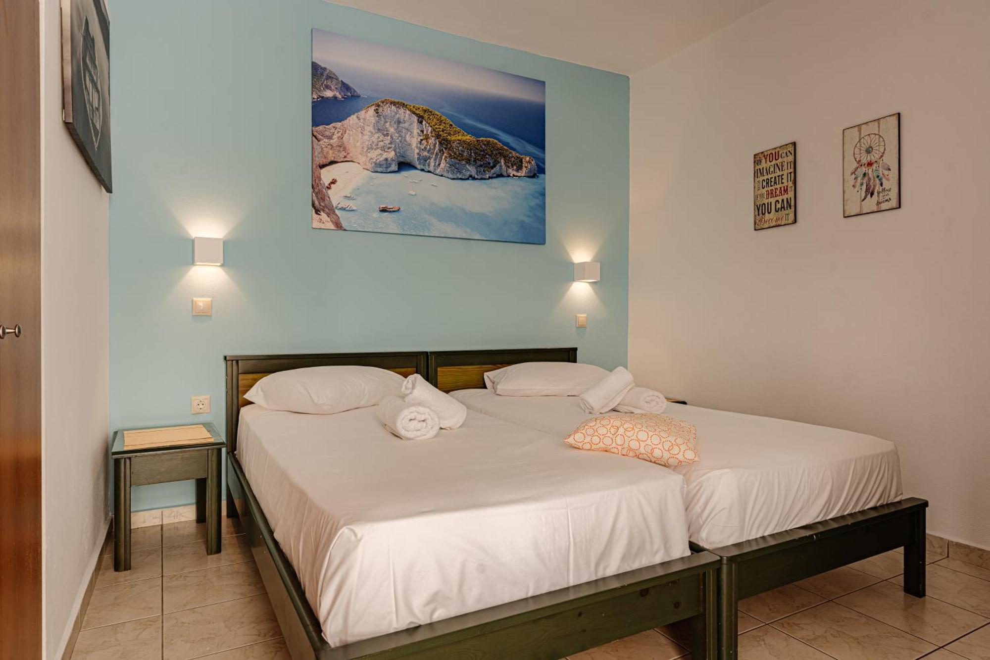 Seafront Spirit Suites Закинтос Екстериор снимка